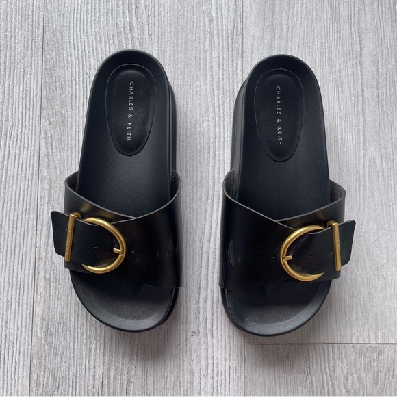 Platform sandals - Picture 7 of 7